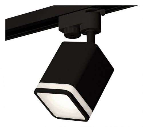 Светильник на штанге Ambrella XT781 XT7813021